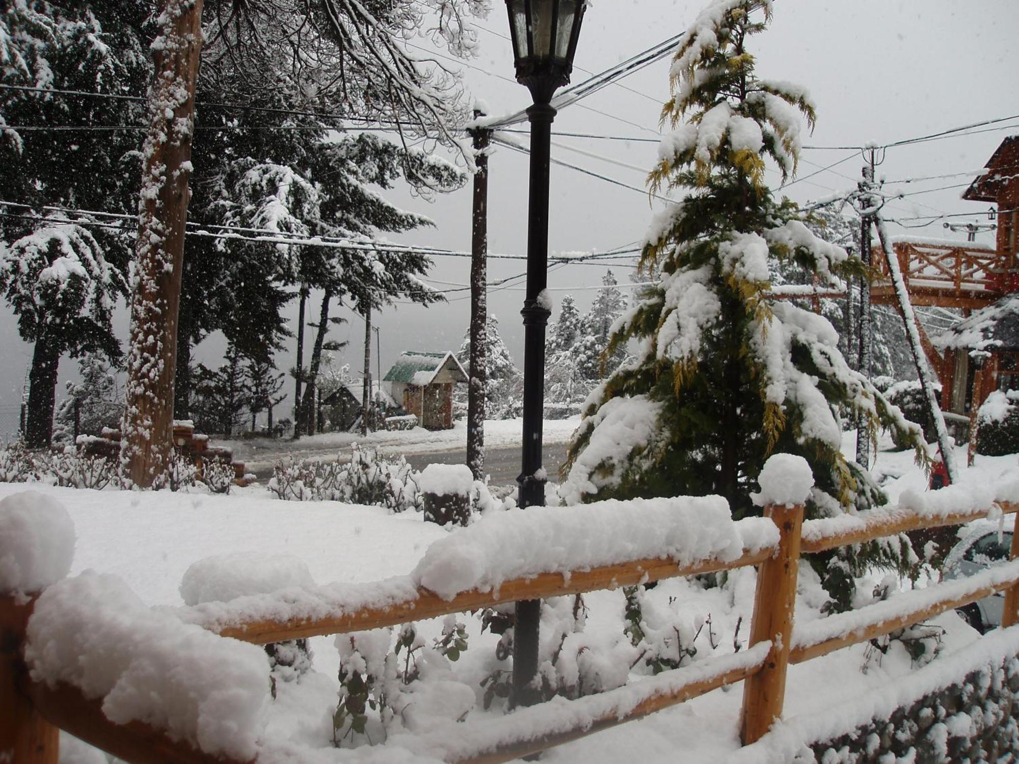 Lejano Nahuel Hotel San Carlos de Bariloche Exterior foto