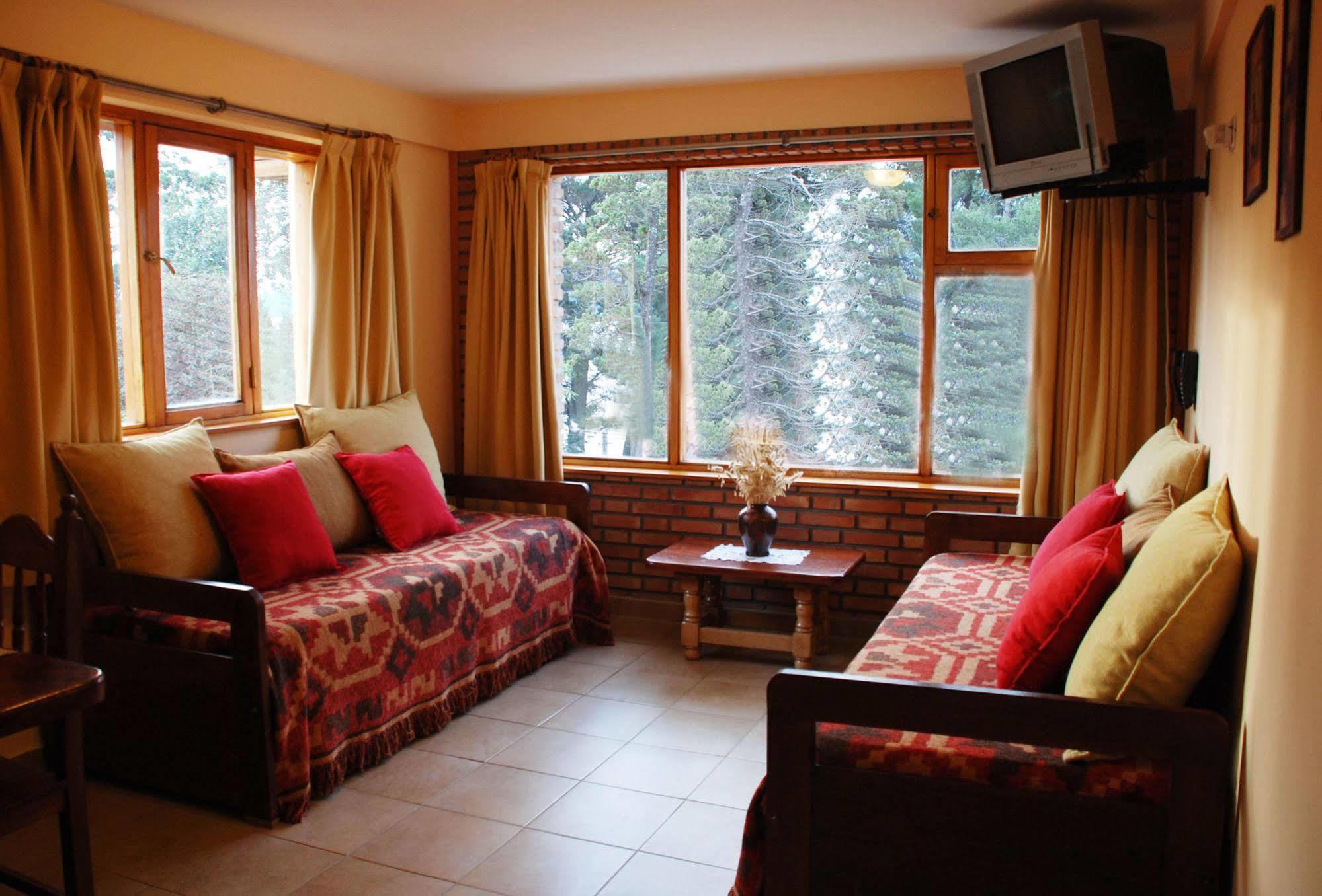 Lejano Nahuel Hotel San Carlos de Bariloche Exterior foto